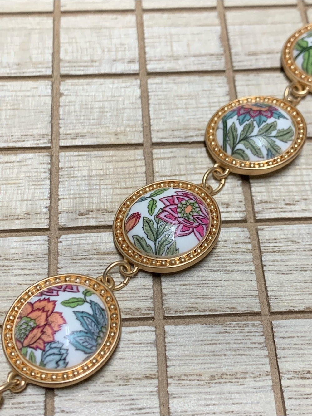 Southern Living Bracelet NWOT - Picture 2 of 5
